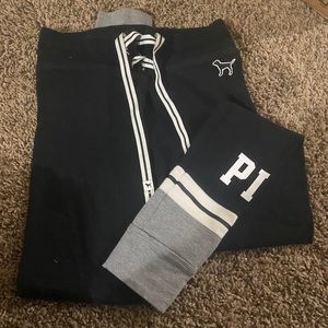 VS Pink Yoga pants